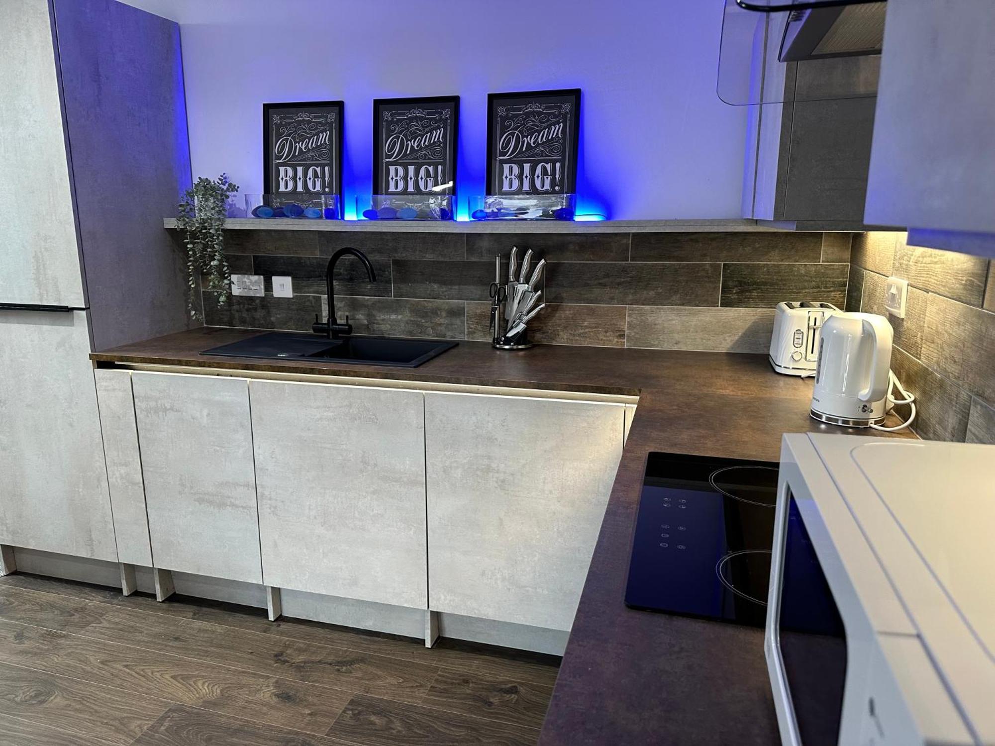 Vibrant Apartments Close To City Centre Cardiff Exteriér fotografie