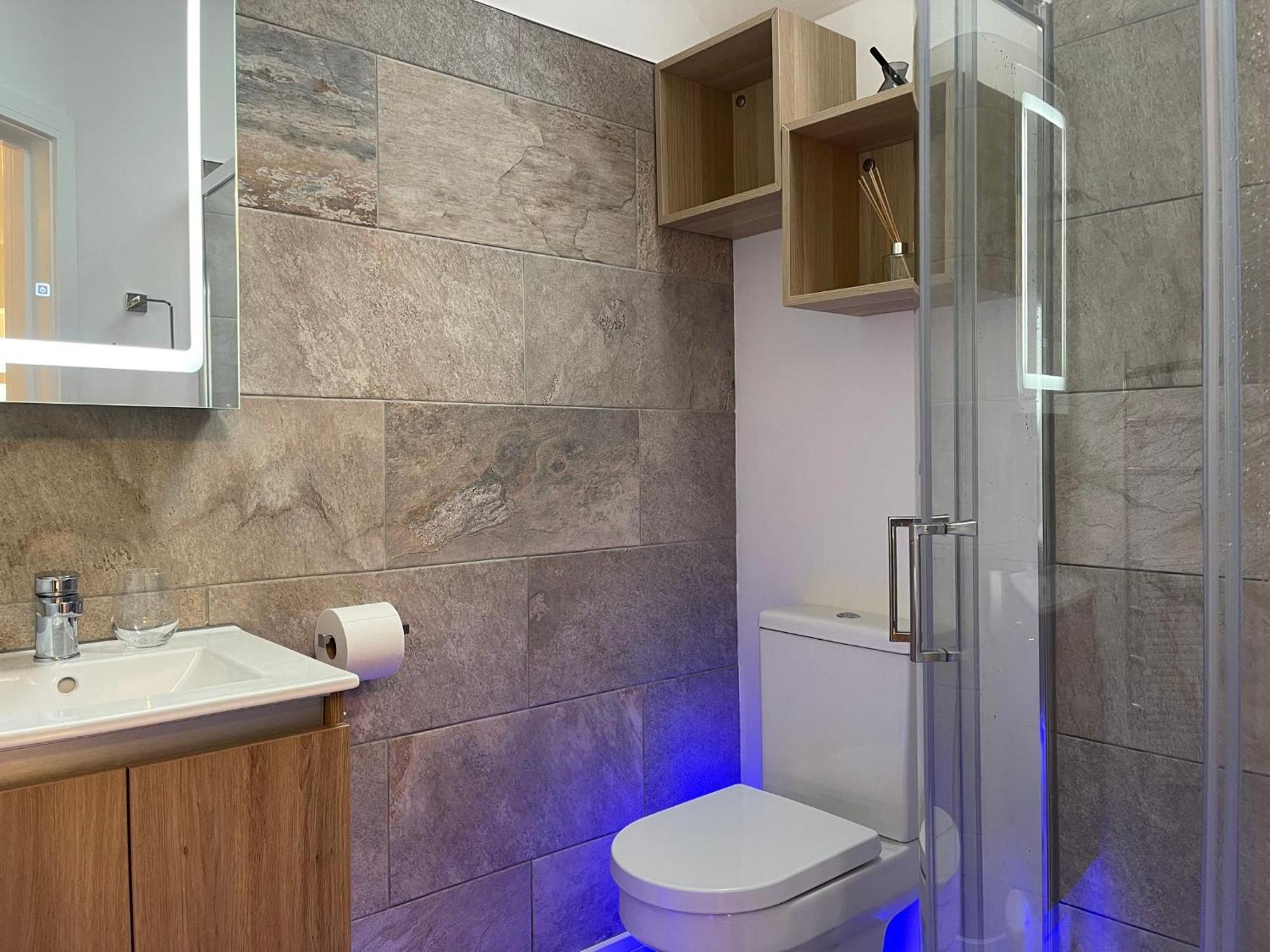 Vibrant Apartments Close To City Centre Cardiff Exteriér fotografie